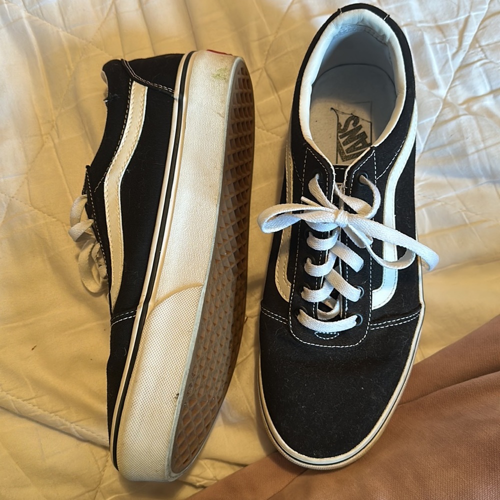 Vans - Picture 7 of 7